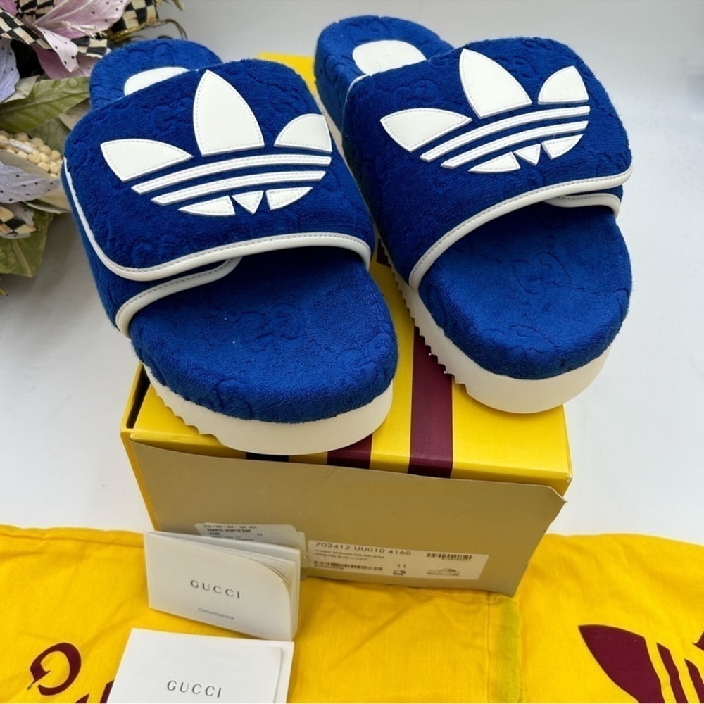 Men’s Gucci X Adidas GG monogram sandals size 11 made in Italy